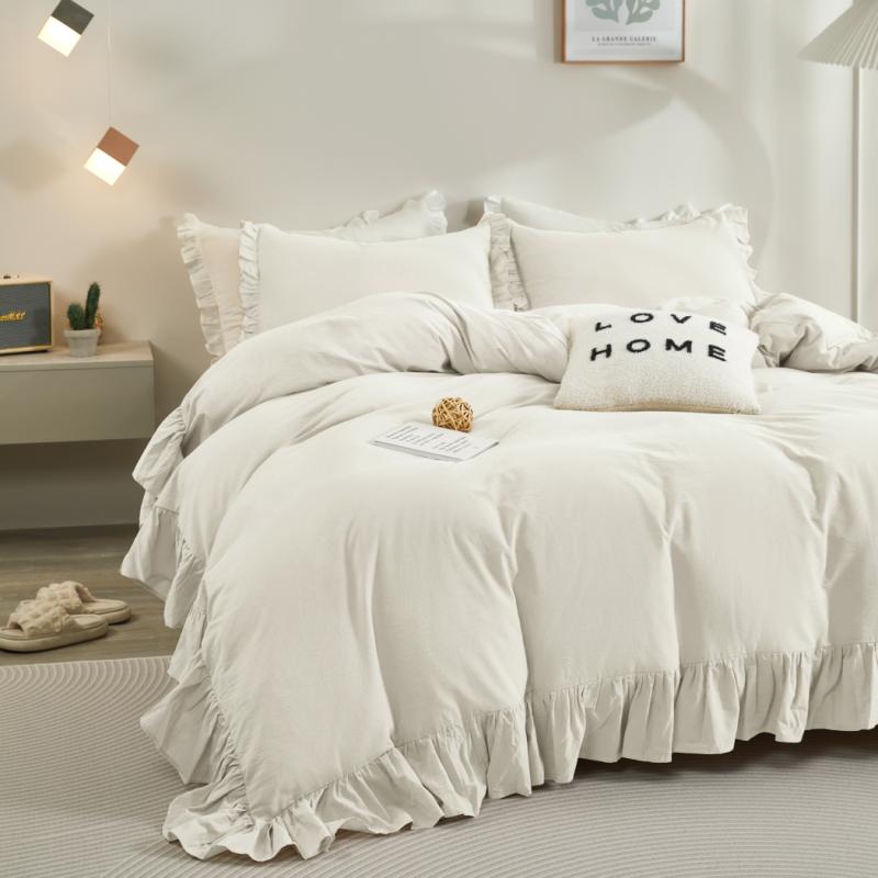 White Rustic Farmhouse Ruffled Duvet Cover