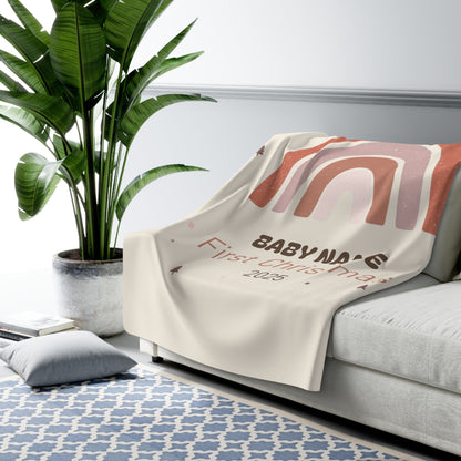 Personalized Sherpa blanket with soft fleece, cozy design, perfect for gifting and holiday comfort.