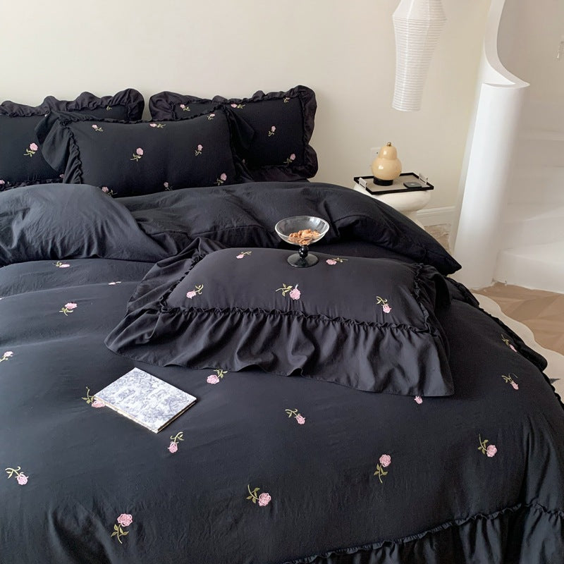 Chic Noir Fleur Cotton Bedding Set - Embrace Elegance