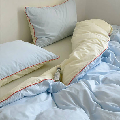 Beautiful Set: Light Blue & Crimson Bedding for a Refreshing Touch