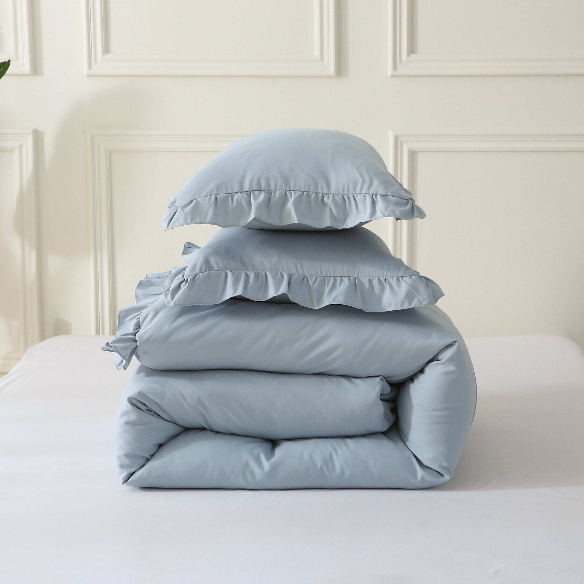 Serene Sky Blue Duvet Cover Set - Luxurious Ruffle-Trimmed Bedding Collection